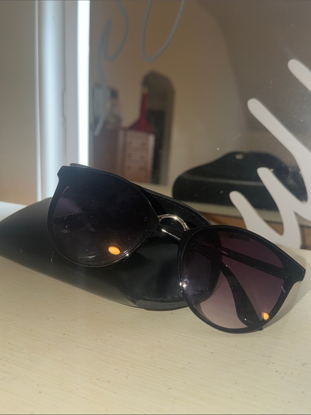 SHEIN Black Cat-Eye Women's Sunglasses with Dark Gradient Lenses